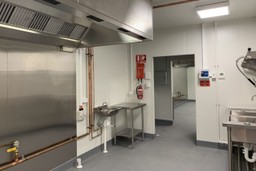 chefcollective-cloud-ghost-kitchen-interior-hot-section